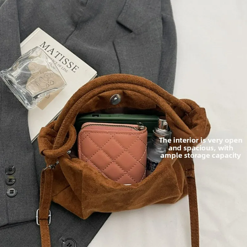 Retro Suede Crossbody Bag New Women Casual Shoulder Bag Fashionable Everyday Purse Texture casual and versatile commuting bag - Image 5